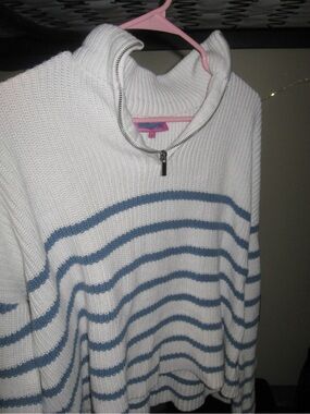 Edikted White Sweater with Blue Stripes and Half-Zip Mock Neck